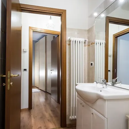 Apartman Crespi18 *