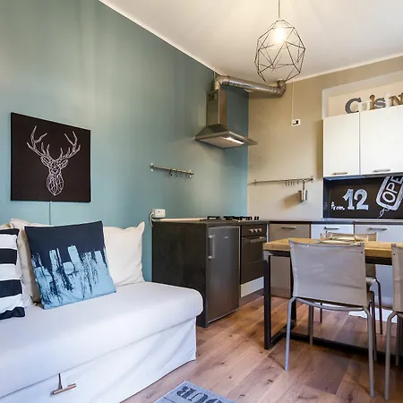 Crespi18 Apartman *
